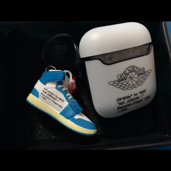 AirPod Case - Picture 2 of 8